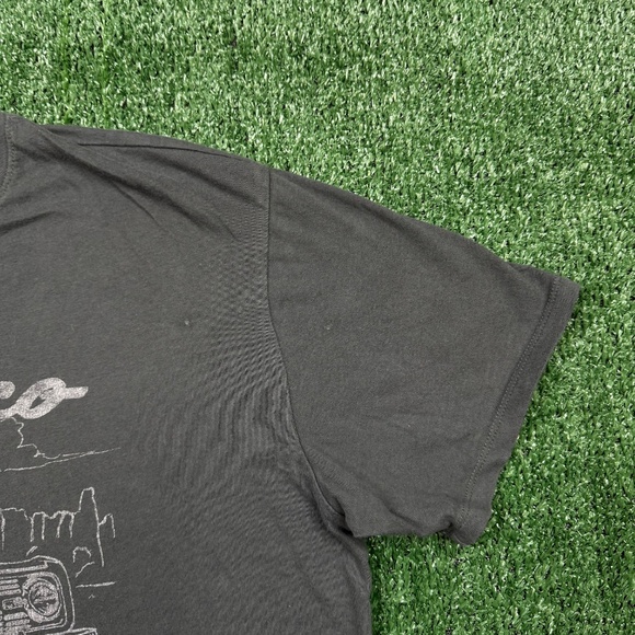 Abercrombie Fitch Ford Bronco Graphic T Shirt Women's Size S Gray Short Sleeve - Picture 4 of 8